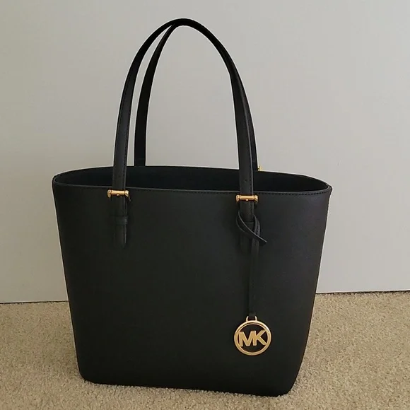 Michael Kors black bag - Picture 2 of 3